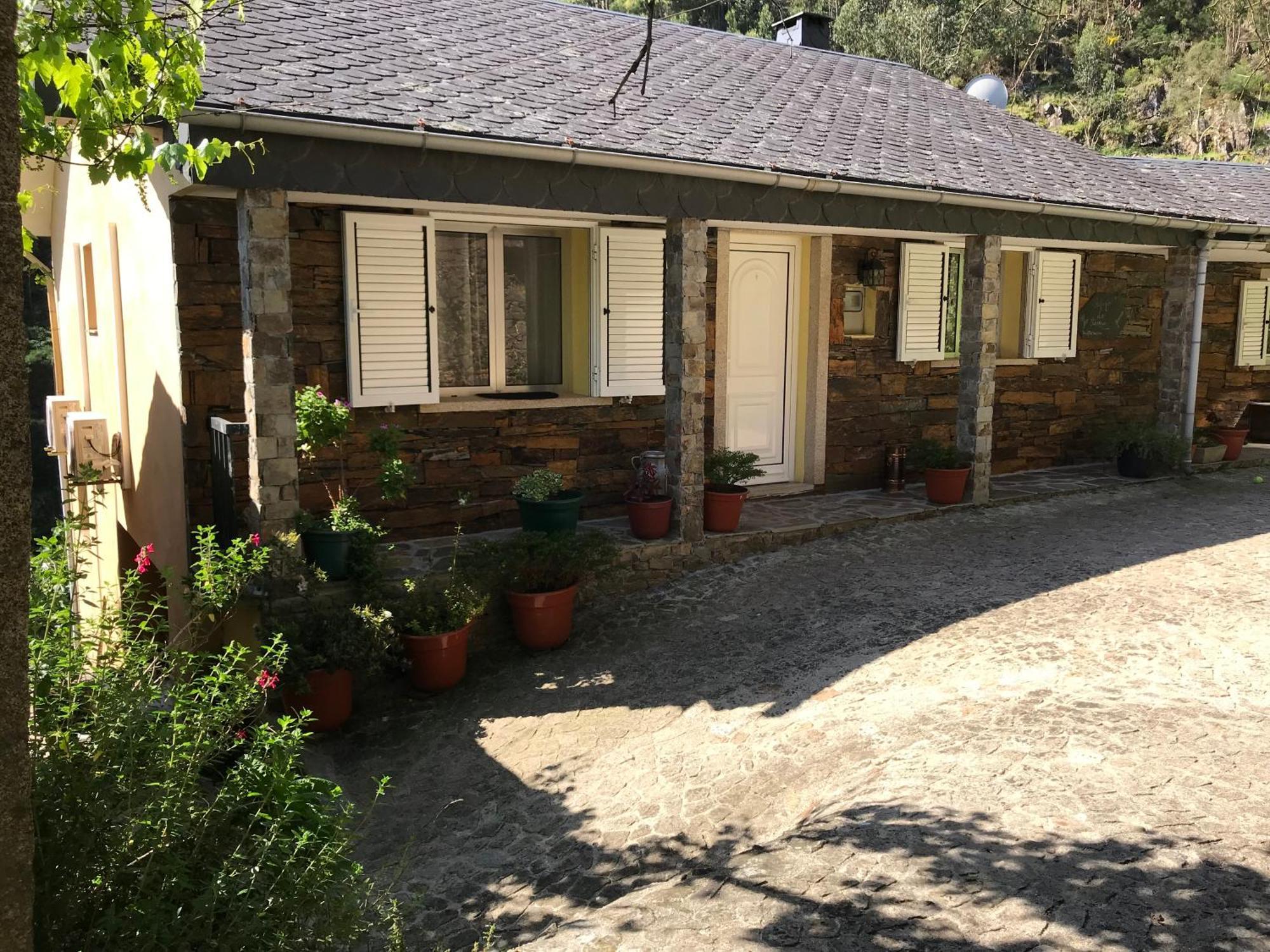 O Refugio Do Mineiro Apartment Arouca Exterior photo